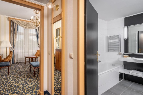 Ensana Grand Margaret Island image 1